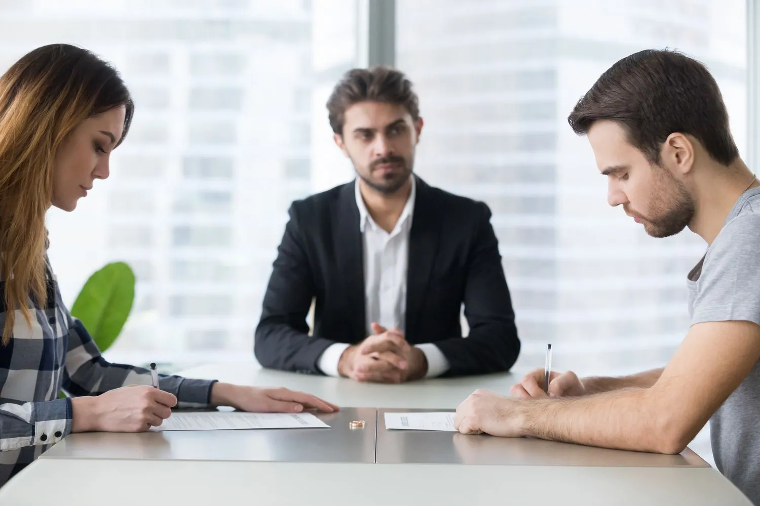How EH Mediation Guides Couples Toward Fair and Balanced Outcomes Warrington